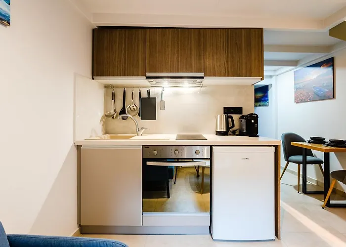 Uncover Kalamata's Hidden Gem - Cosy Nest