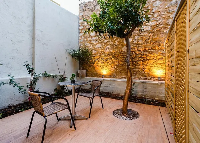 Apartman Uncover Kalamata's Hidden Gem - Cosy Nest *